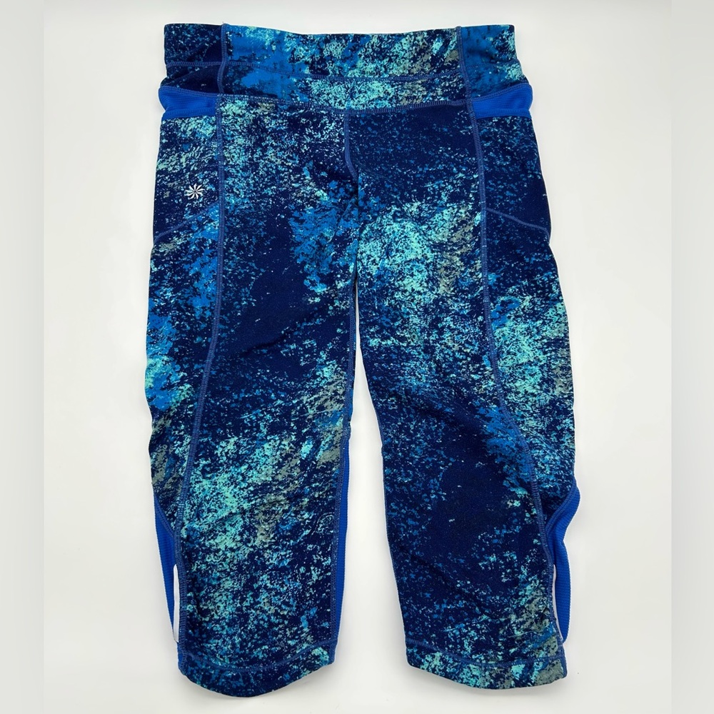 Athleta - Bike Shorts, Blue Patterned Athletic, Gym Wear, includes pockets.